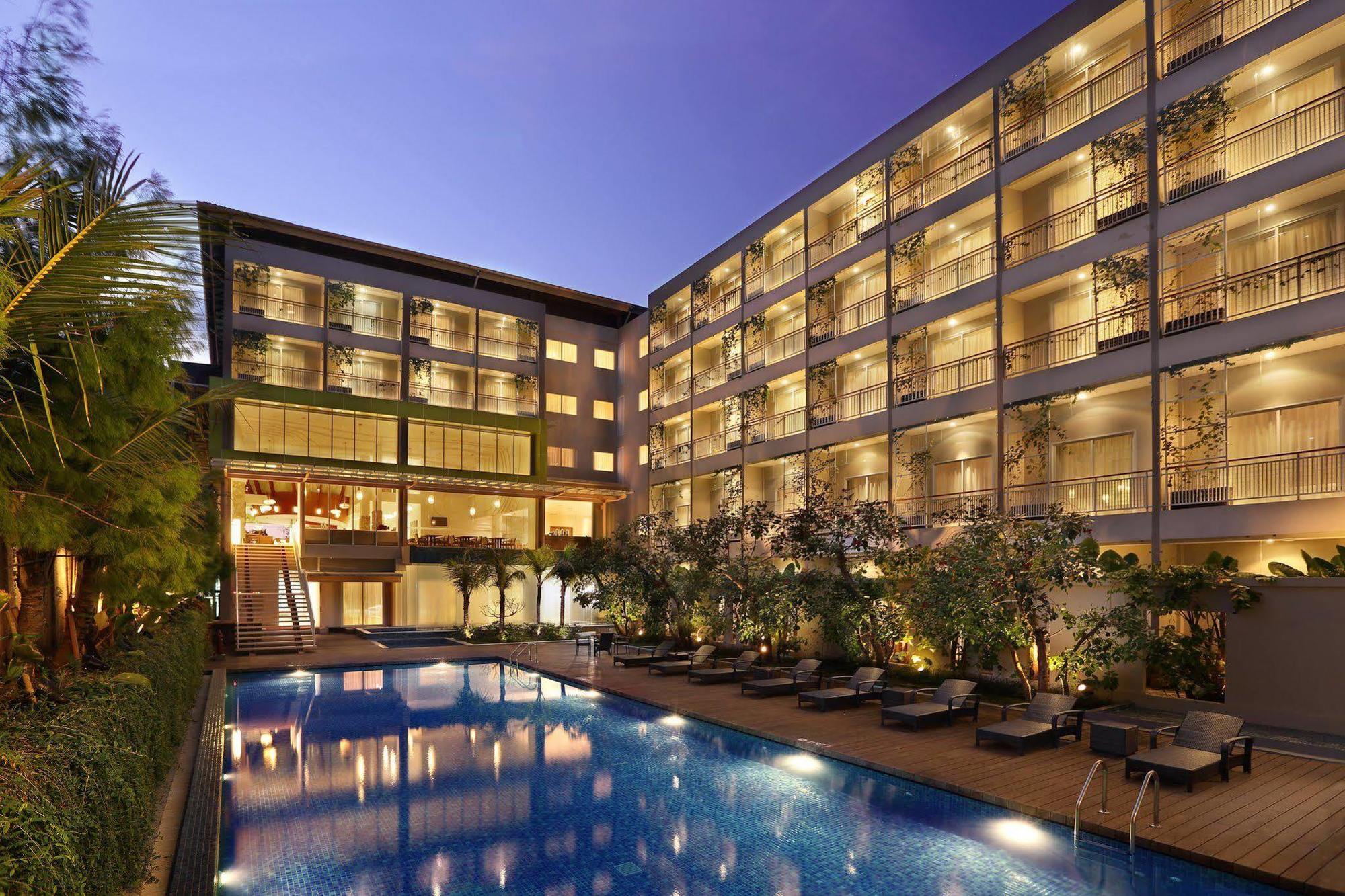 Diamond Hotel Kuta Lombok Exterior foto